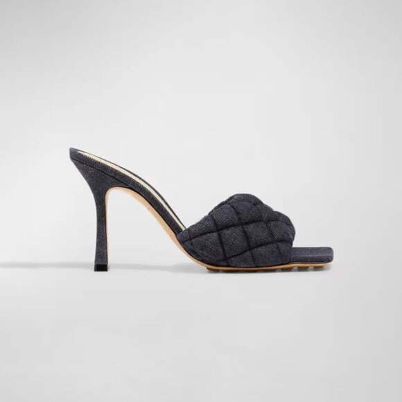 Bottega Veneta Matelasse Quilted Denim Mule Sandals Indigo Size EU 39 US 9 NEW - Picture 1 of 12